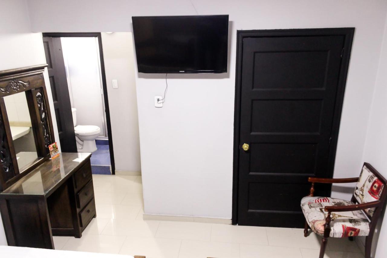Hotel Los Cerros De โบโกตา ภายนอก รูปภาพ